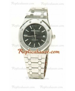 Audemars Piguet Royal Oak Reloj Suizo cen el dial Negro