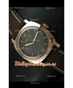 Panerai Radiomir Swiss Vintage de oro rosado con malla negra.
